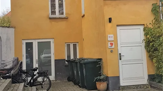 Værkstedslokaler til leje i Søborg - billede 1